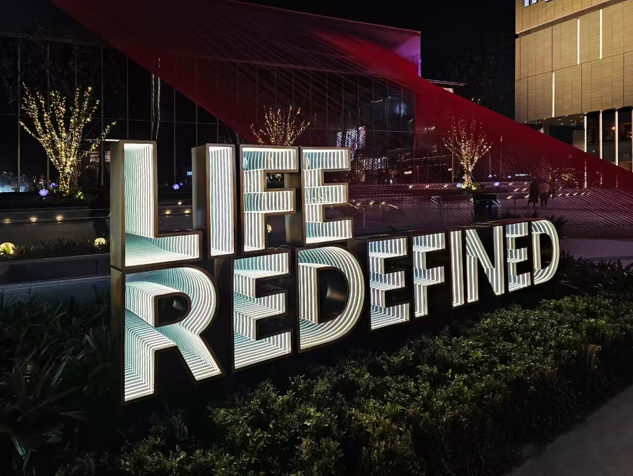 Infinity Mirror Letters - Image 2